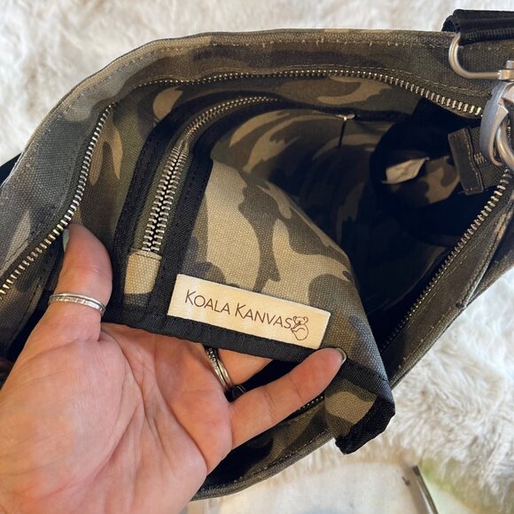 EUC Koala Kanvas Camo Crossbody Purse Messanger Bag - Picture 9 of 9